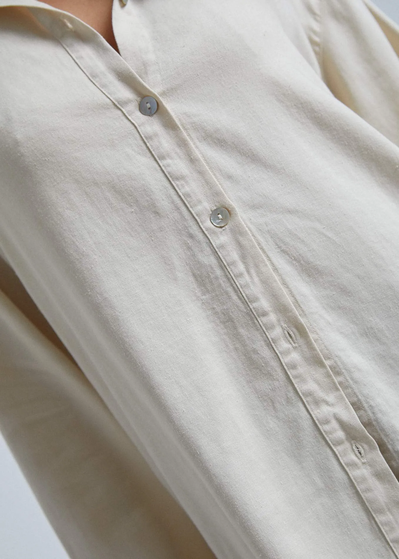 Afends Womens Uma - Hemp Raw Cut Shirt - Macadamia